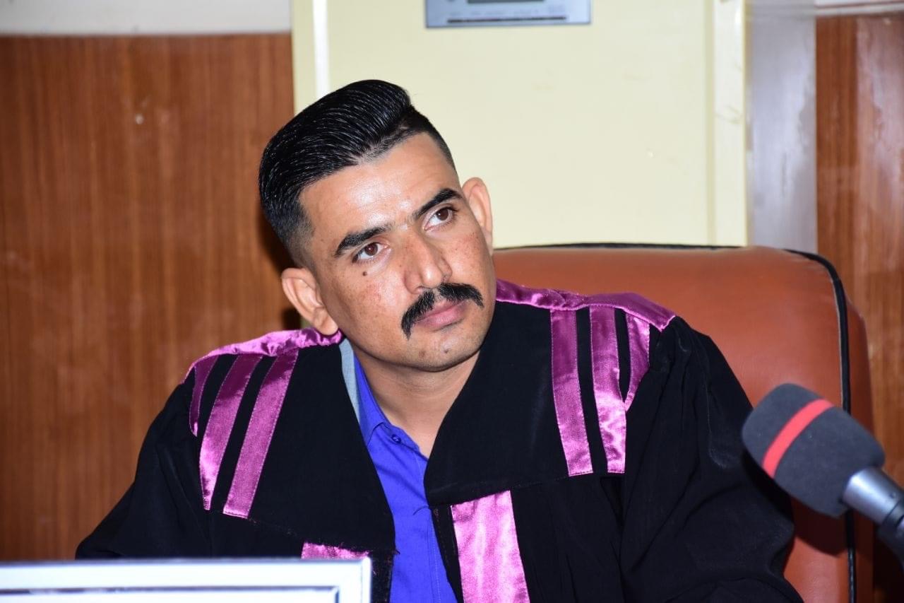 بحث دبلوم عالٍ في كلية الإدارة والاقتصاد يناقش (تأثير إدارة المعرفة الإلكترونية في الحد من الابتزاز الإلكتروني)