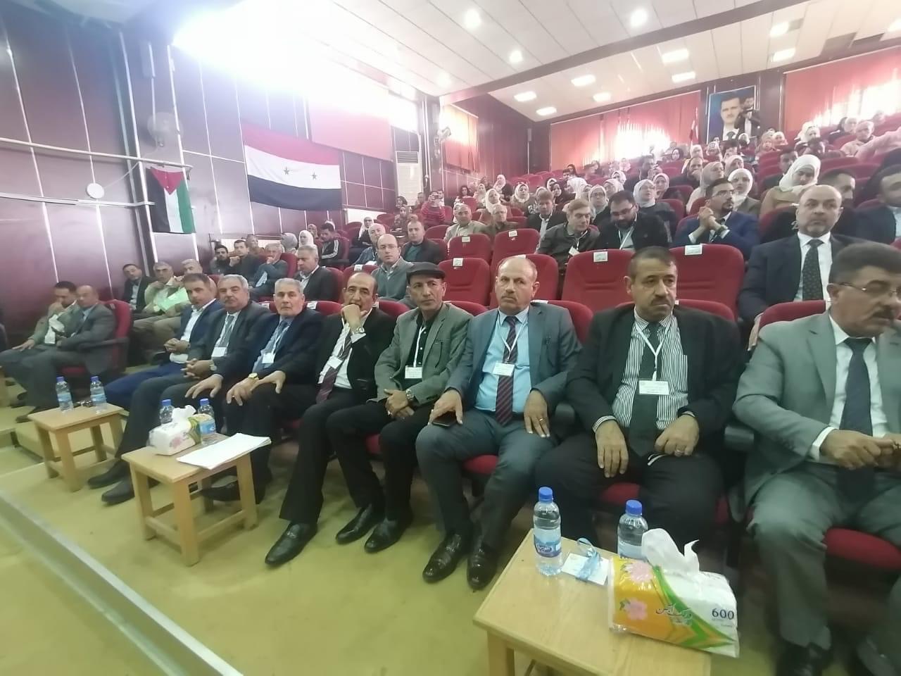 تدريسيان في كلية الإدارة والاقتصاد يشتركان في مؤتمر علمي في جامعة الفرات السورية بدير الزور.