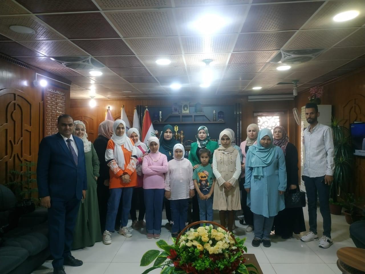 كلية الإدارة والاقتصاد تقيم بازارا ضمن سلسلة النشاطات الاجتماعية