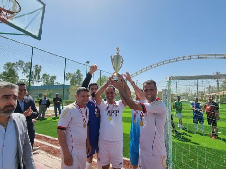 فريق قسم الإحصاء يحرز المركز الأول في الكلية ضمن بطولة الكلية لخماسي كرة القدم